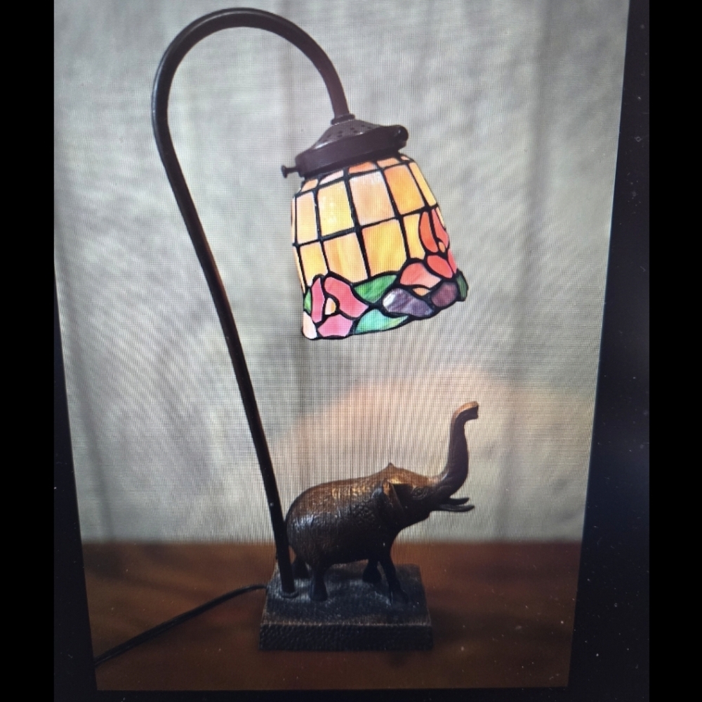 Elephant Brass Goose Neck Tulip Stained Glass Lamp 15 Inch Tiffany Style **READ*